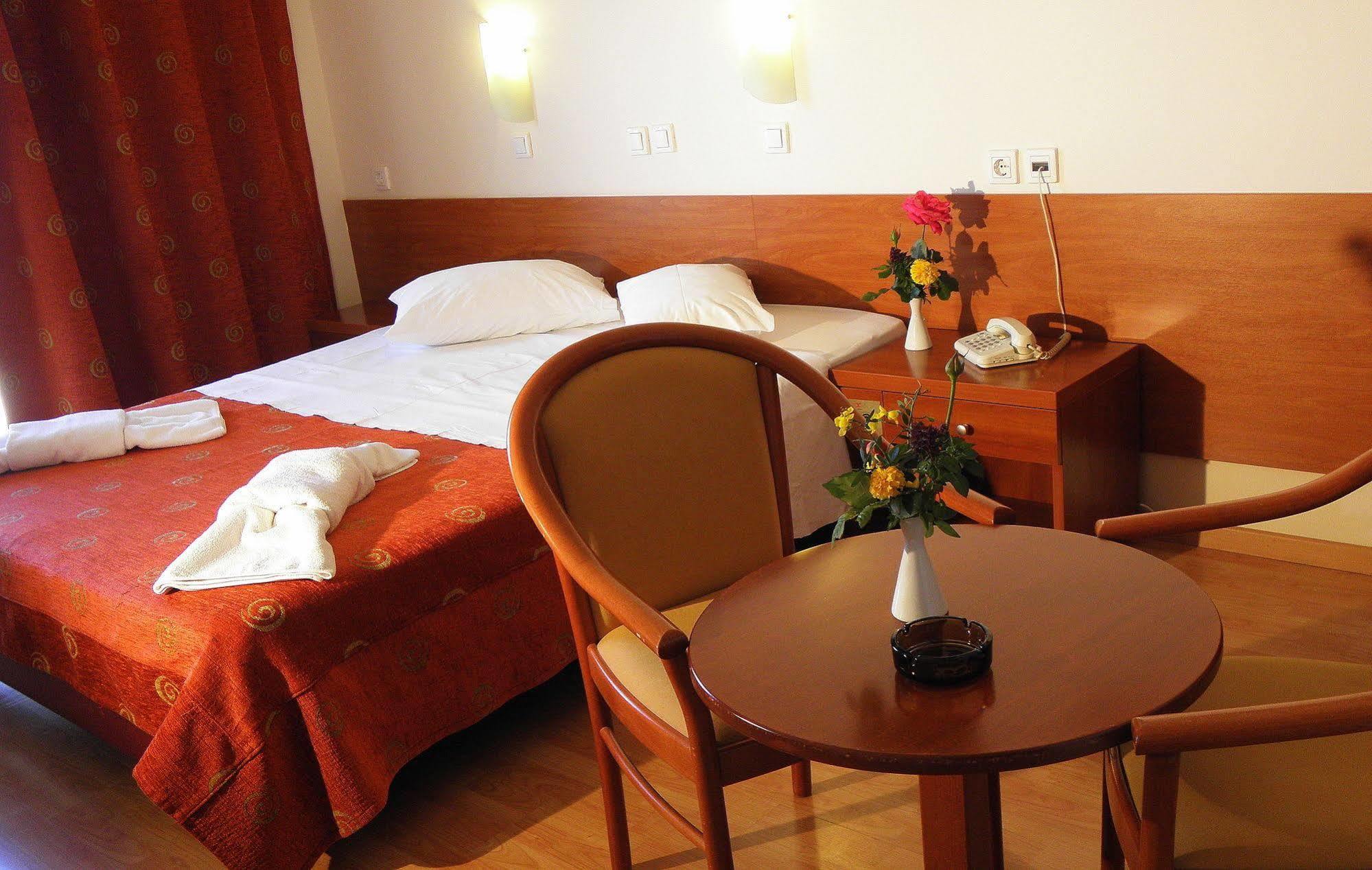Hotel Kiani Akti Selianitika Luaran gambar